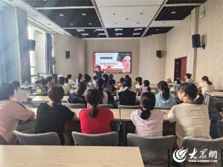 点亮知识星光 泰山区图书馆英语公益课开启语法学习新体验