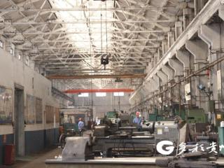 机床为证 岁月为碑：从建厂拓荒到冲刺上市，“险峰”精神照亮征程