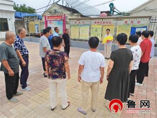 【民生实事进行时】德州天衢新区赵虎镇开展“诗与远方 就在身边”单口相声表演