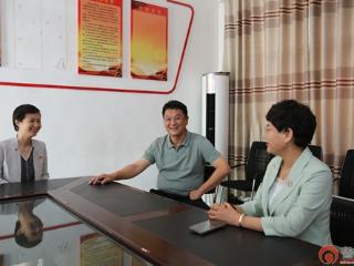 枣庄市妇联爱心妈妈来级索镇开展暑期关爱活动
