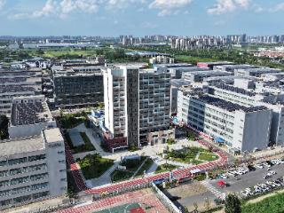 入学即就业，河南技师学院富士康工程师学院迎来首批新生