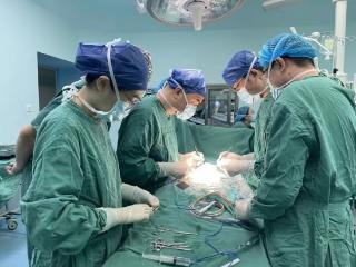 别忽视新生儿黄疸！上海儿童医学中心临沂医院为胆道闭锁患儿护航