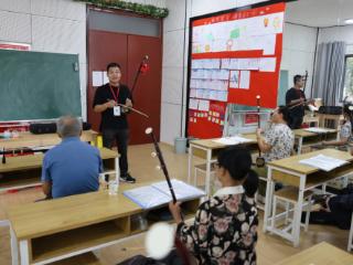 上栗县长平乡新时代文明实践所：二胡声暖老人心