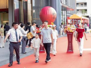 赣州蓉江新区首个新规交付商品房实现“交房即交证”