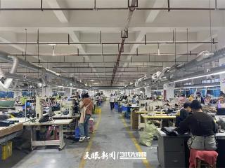 盘州鞋企造千岗，一年500万双女士鞋远销美国