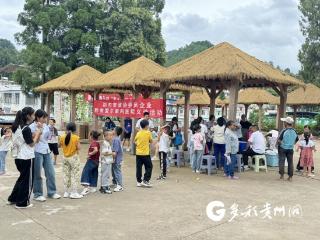 榜样引领感恩浓！都匀市丙午村 “重教兴学 文明同行”活动暖乡村