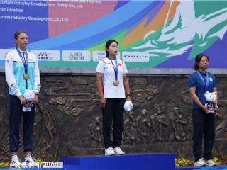 18岁贵州女孩杨婷亚锦赛“双冠”加身！从外婆家门前小河跃向世界赛道