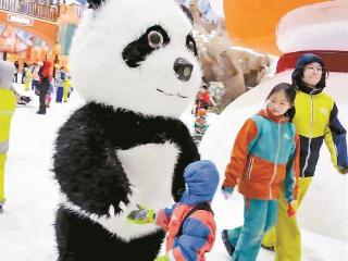 我市文旅市场“避暑游”热度高 室内嗨玩场馆“热”出圈