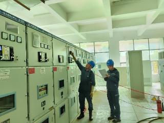 南方电网毕节市郊供电局：护航“开学季”筑牢校园用电安全防线