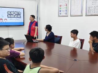 从“镜头原理”到“护眼指南”——泰山区徐家楼街道下水泉村为青少年送上近视防控“必修课”