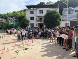 民生温度：从“物质富”到“精神美”