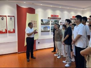 文化润社区 育梦启新程丨青云街道西南关社区红色教育与奖学金激励双措并行