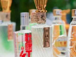 豫酒回归“高质价比”，杜康红、杜康酒以简装高品质抢占市场