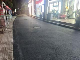 钟山区荷城街道：路面焕新颜 铺平居民舒心路