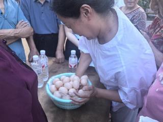 上饶银行玉山支行开展金融服务进社区趣味主题活动