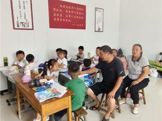 “第一书记”小课堂——我和孩子共成长