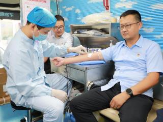 热血奉献映初心，济宁四和供热党支部联合开展无偿献血活动