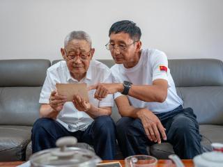 父辈的抗战丨微山老兵李延广身藏麦田，躲过日军小队搜捕