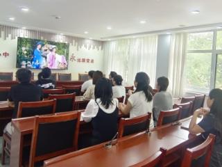 【文化社区】济南市莱芜区凤城街道万福园社区：品味经典黄梅戏 共话七夕传统情