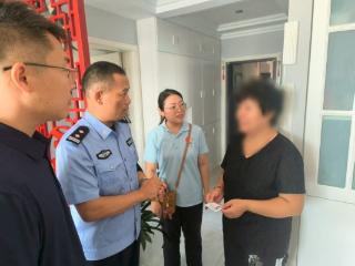 擦亮文明窗口｜崂山公安：“移动户籍室”上门办 让服务更有温度