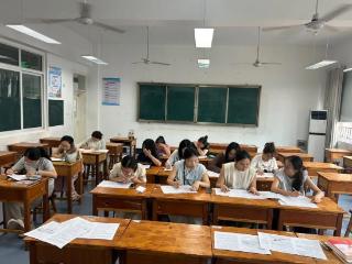 临沂第八中学开展新学期新目标大集备教研活动