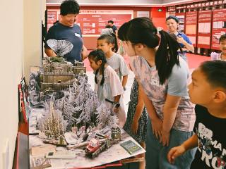 书香焕阅读推广活动持续进行，24小时自助图书馆服务受关注——朝阳区图书馆、朝阳区安贞街道分馆举办《三体》亲子创想演绎体验坊活动