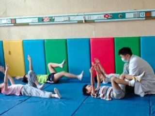 守护脊梁 助力成长 | 宁阳县第一人民医院暑假脊柱侧弯训练营圆满结营