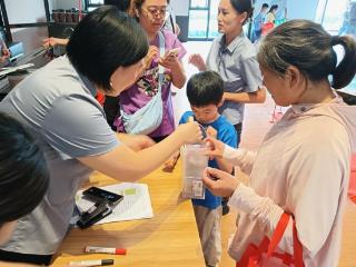南苑街道水韵城社区开展“筑梦开学季 暖心开学礼”活动