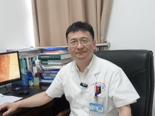 健康向黔·医者仁心——群众身边医卫工作者故事 孙广峰医生：用全国领先的显微手术缝合生命的无常