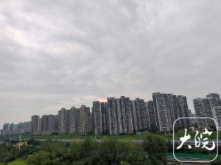 安徽多地出现强对流天气，青阳发布暴雨红色预警