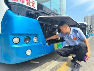 护航开学季：安全服务双升级 市民点赞心连心