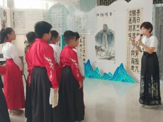 【社会主义核心价值观我践行】书香岳程丨菏泽鲁西新区岳程街道：汉服古韵书香浓，小小荐书官展风采