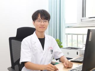 阳信县中医医院喜迎两位中医药硕士入职
