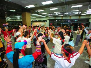 “两岸有戏”——2025 海峡两岸青少年传统技艺文化交流活动圆满收官