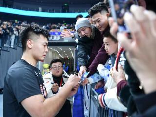 CBA国内球员注册截止：国手级转会增多，又一批老将即将告别
