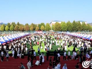新秋清风迎君至 菏泽工程技师学院2025年秋季喜迎新生