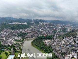 遵义：从“卖酒”到“卖生活” 白酒飘香新味道