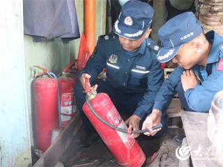 东营海警局河口工作站全力护航开渔季