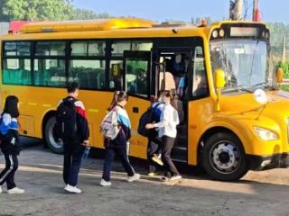 【一年四季·泉在济南】济南市莱芜区方下街道：学生驿站暖民心 护航学子上学路