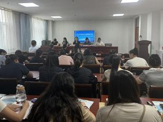 莒南县第五幼儿园召开新学期全体教师大会