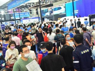 拍齐鲁车展，赢专属好礼！齐鲁壹点拍客团集结，快来领免费门票吧