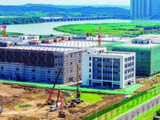 南京星银中药生产基地主体建筑封顶