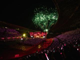 周深「深深的」巡回演唱会贵阳站落幕 七夕限定 家乡夜晚被歌声与烟火点亮