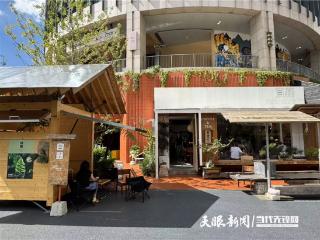 社区微商圈④｜从“靠熟客支撑”到游客打卡点，这家店靠什么翻盘？