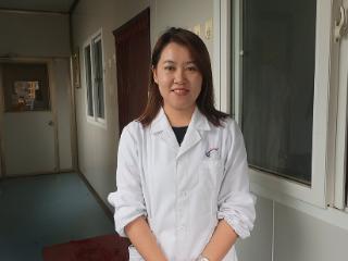 健康向黔·医者仁心——群众身边医卫工作者故事 梁文琴：“十年追虫人” 一位女博士的显微镜战争