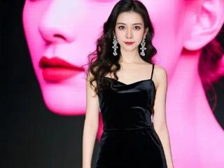 时尚达人陈菠携多元身份赋能铂意珑珠宝，解锁年轻女性珠宝消费新主张