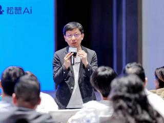 松鼠Ai智能老师×顾均辉：以技术创新推动因材施教规模化落地