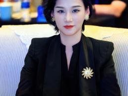 温佳丽荣获《亚洲人物》2025年度亚洲女性力量奖