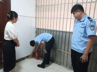 李营街道五里屯社区开展宾馆专项走访检查活动