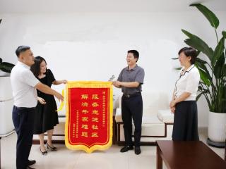 社区交通难题得破解，临沂市城管局数管中心“城管进社区”显成效
